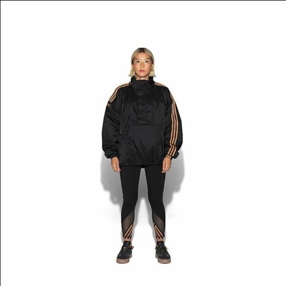 NWOT XS Ivy Park black Adidas windbreaker